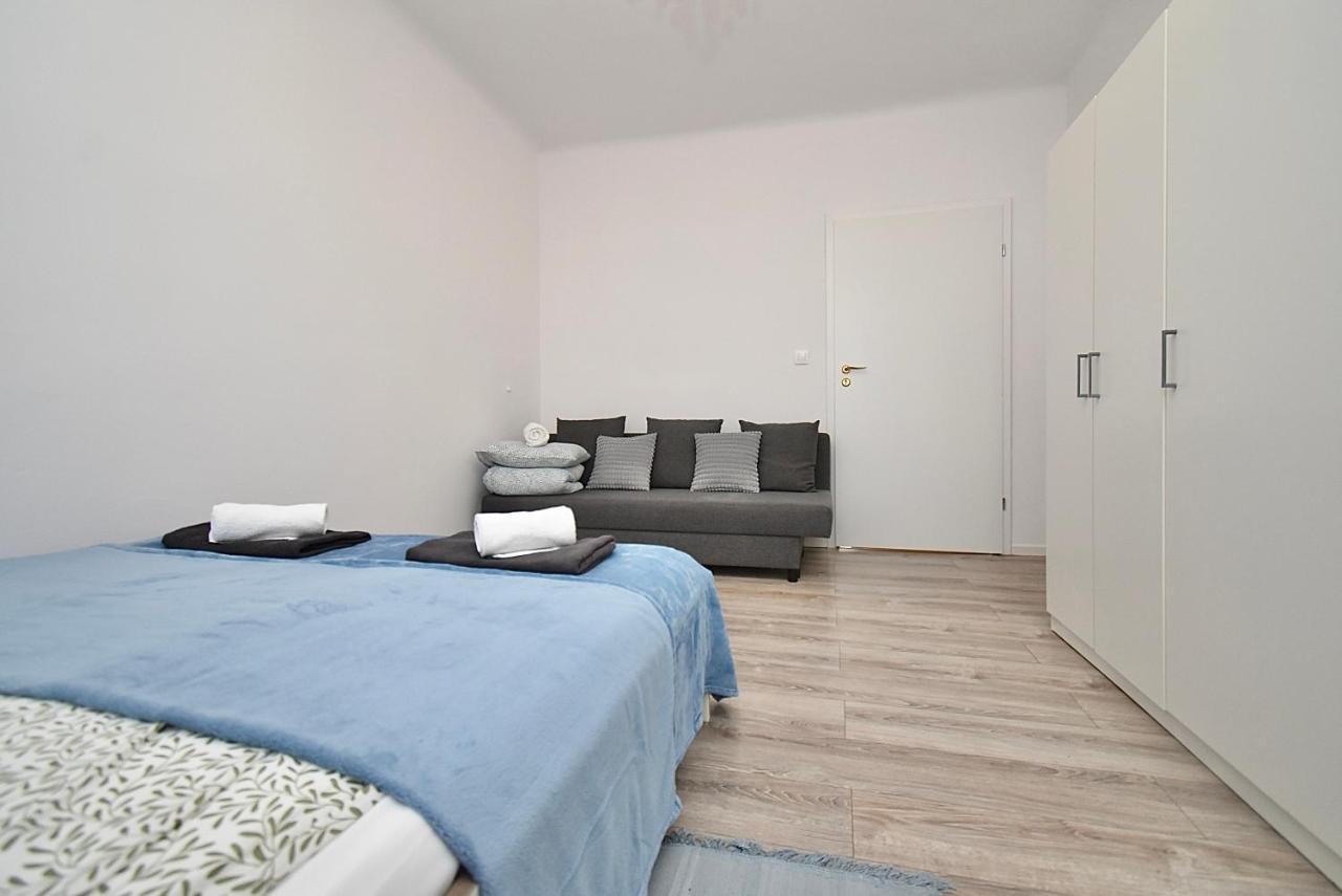 Rental Apartments Aleja Niepodleglosci Warszawa Eksteriør billede
