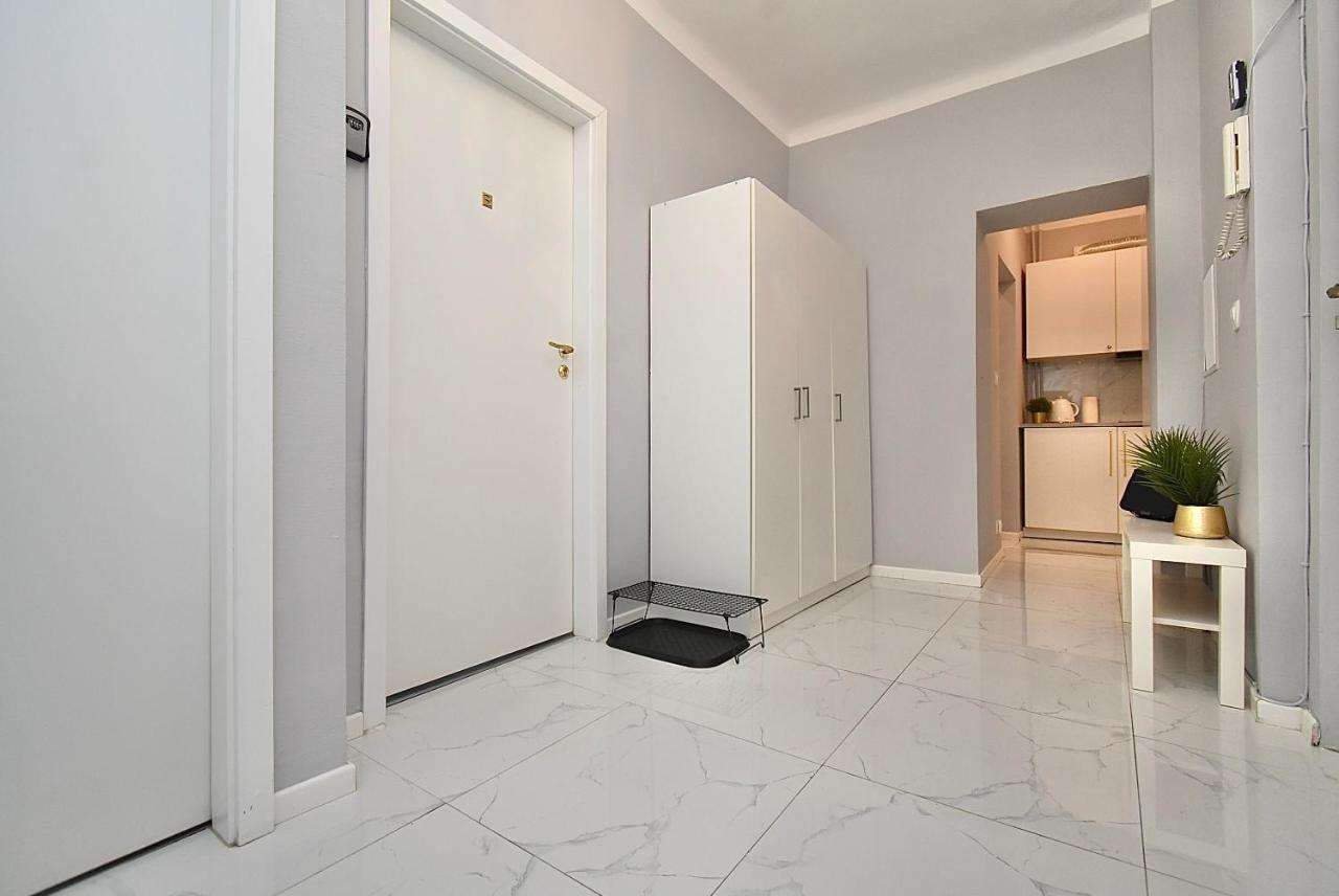 Rental Apartments Aleja Niepodleglosci Warszawa Eksteriør billede